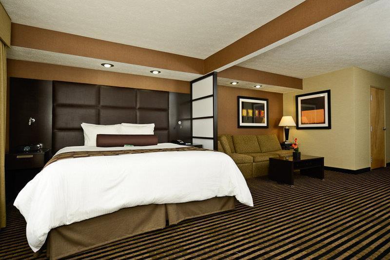 Sonesta Essential Indianapolis Airport Hotel Plainfield Room photo