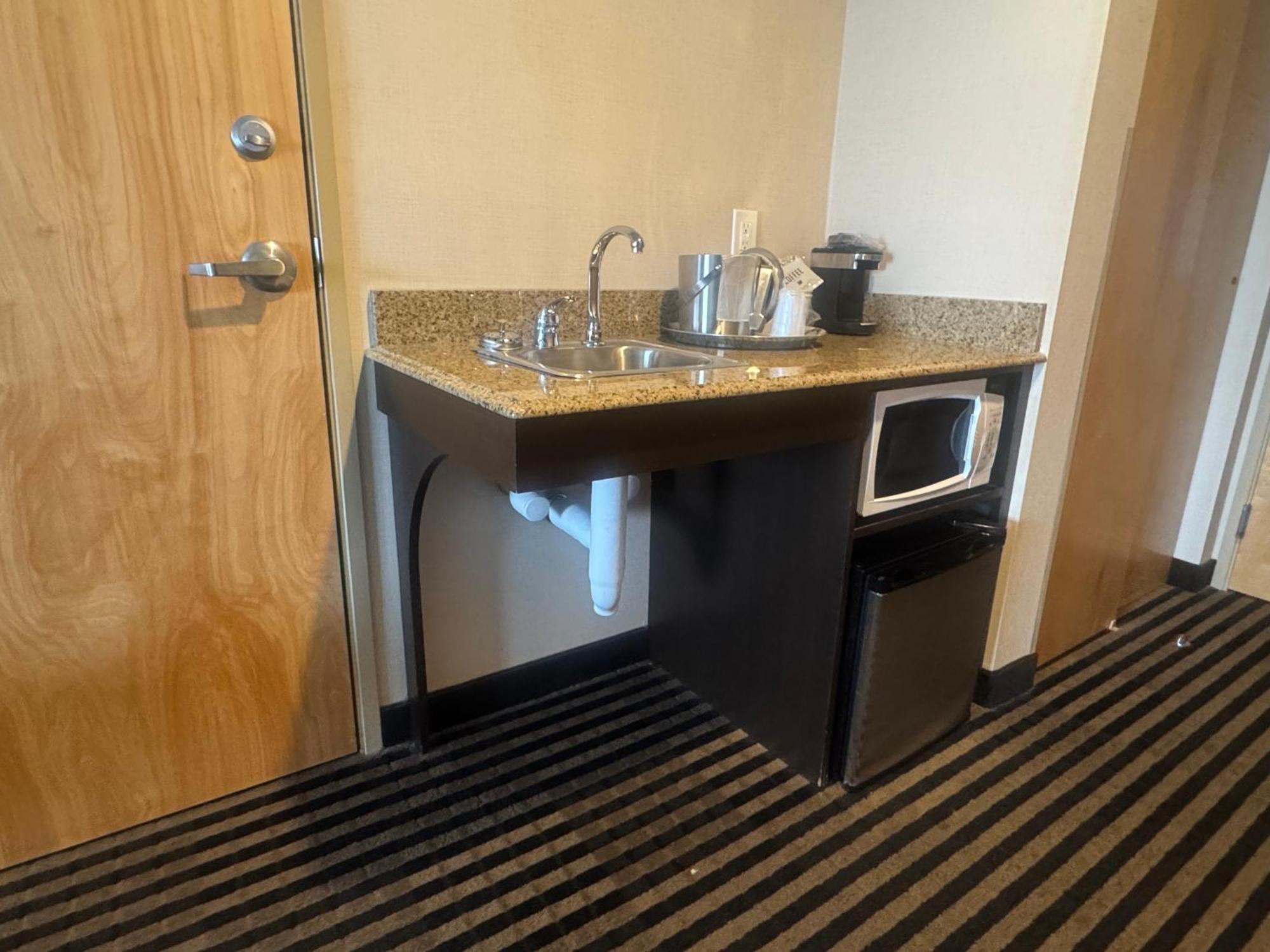 Sonesta Essential Indianapolis Airport Hotel Plainfield Exterior photo